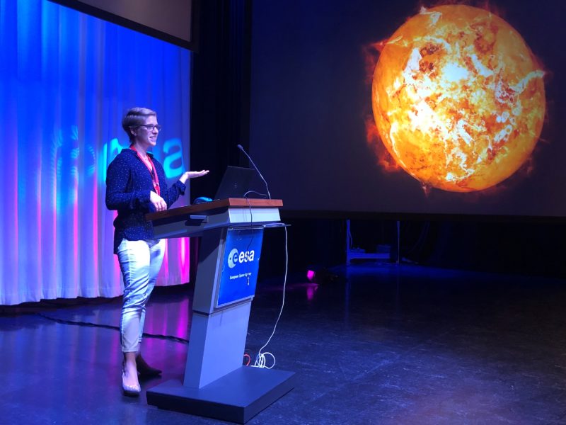 terraplasma Mitarbeiterin Sylvia Cantzler auf einem ESA Vortrag