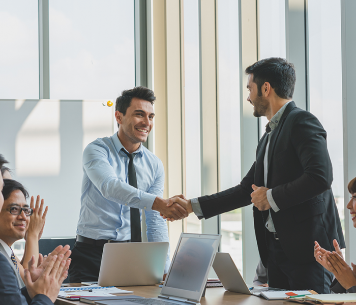 Handshake_Business_SMALL_AdobeStock_259758604